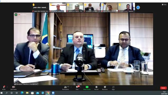 Benefício dos taxistas: SMTT participa de reuniões com o Ministério do Trabalho e Previdência - SMTT Aracaju